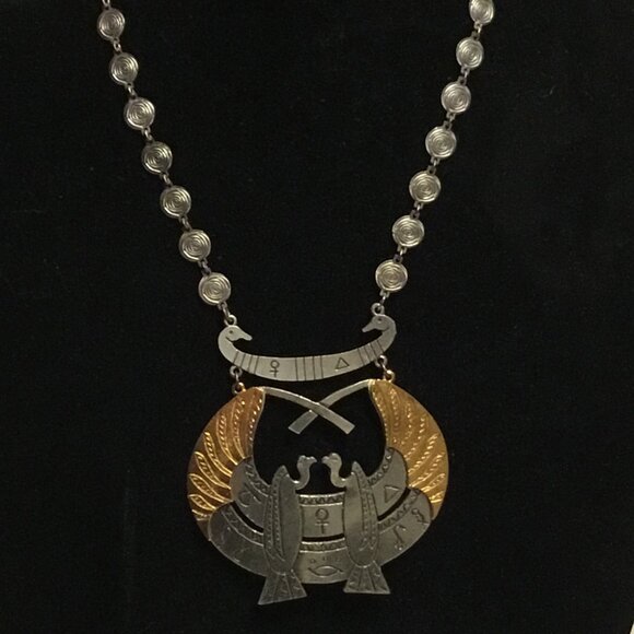 Vintage ART Arthur Pepper Egyptian Revival Vulture Goddess Necklace - Picture 5 of 13